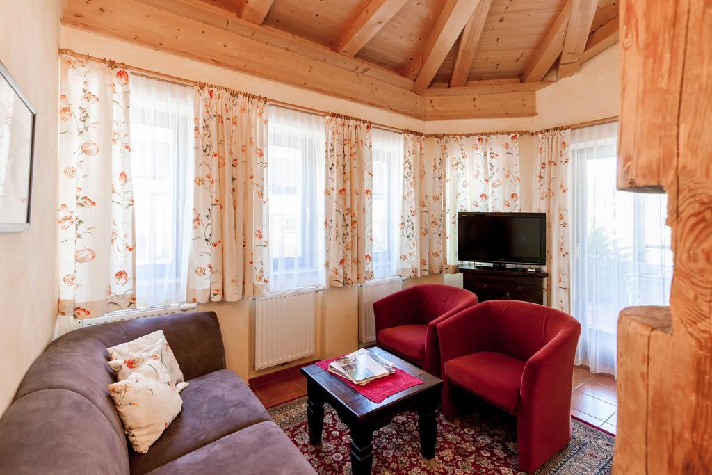 Alimonte Romantic Appartements Sankt Johann in Tirol Exterior photo